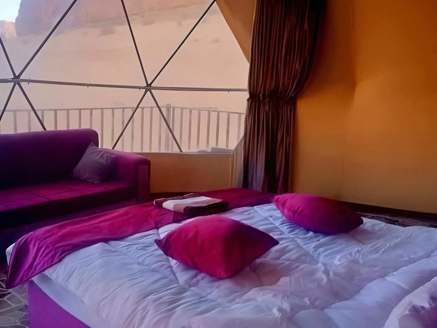 Kapselhotell Wadi Rum Vaggie Camp Aqaba
